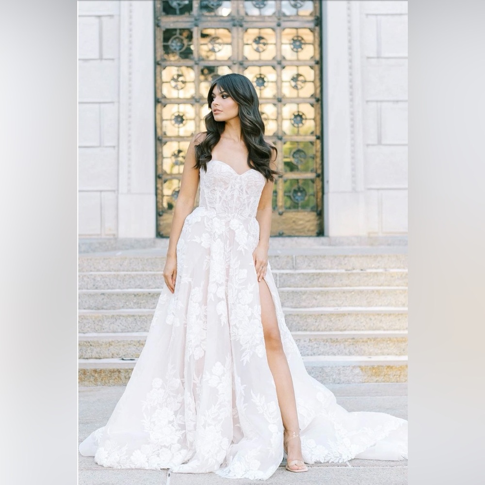 Martina Liana Street Size 2 Sample Size 10 Strapless Lace Sweetheart A Line Gown